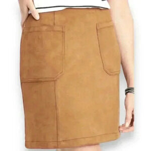 Maurices Faux Suede Soft Camel High-Waisted Front Pockets Mini Skirt Size 0